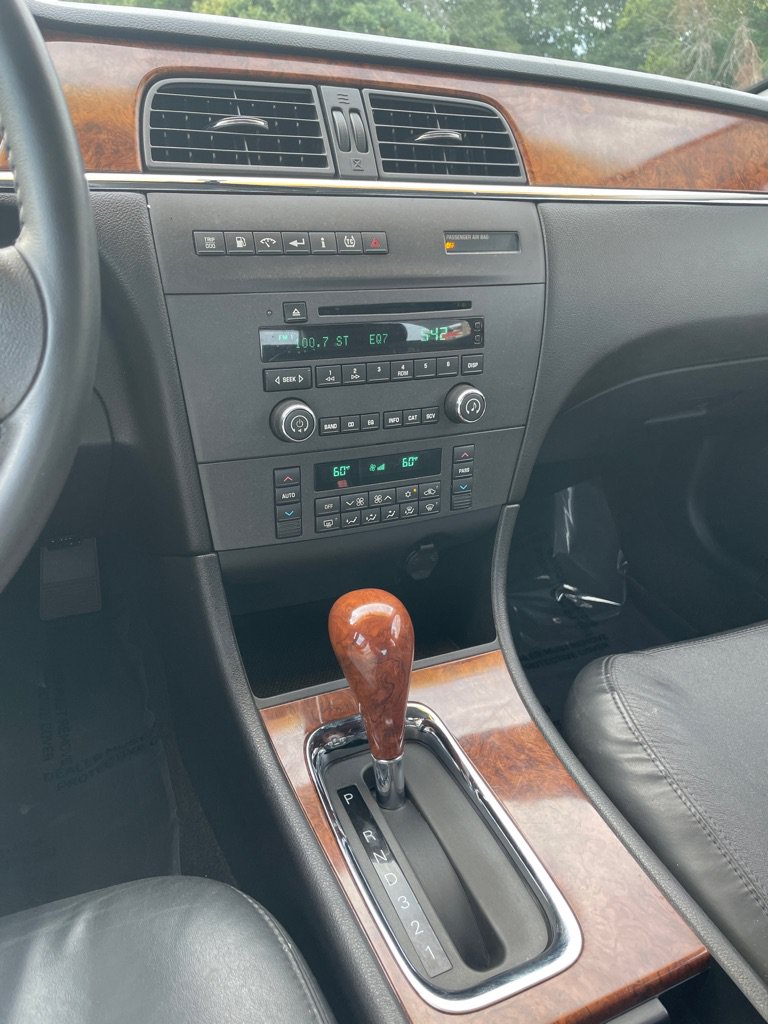 Used 2005 Buick LaCrosse CXL w/ Chrome Appearance Package FWD image 13