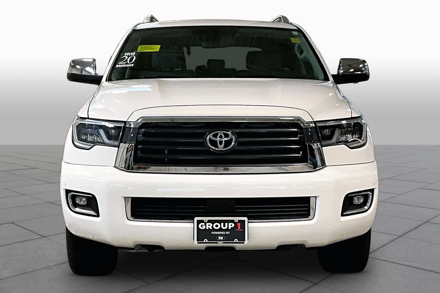 Used 2020 Toyota Sequoia Limited w/ Safety & Convenience Package AWD/4WD image 4