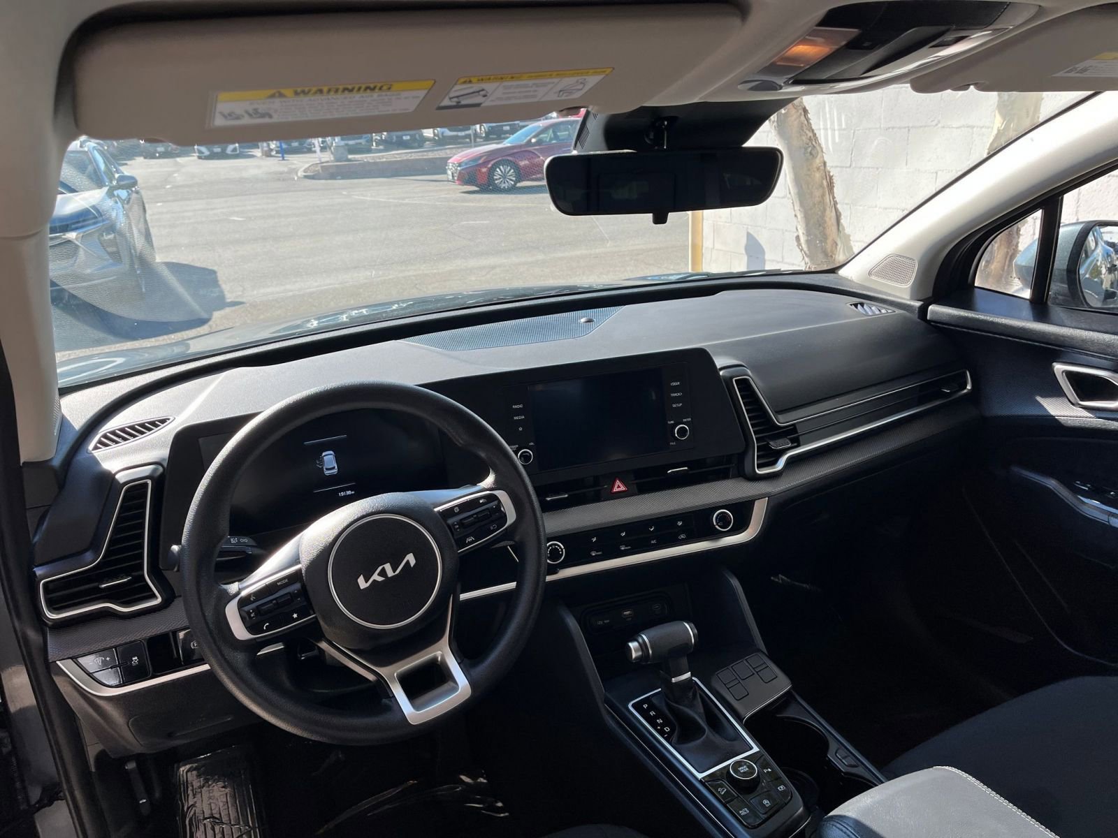 Used 2025 Kia Sportage LX image 33