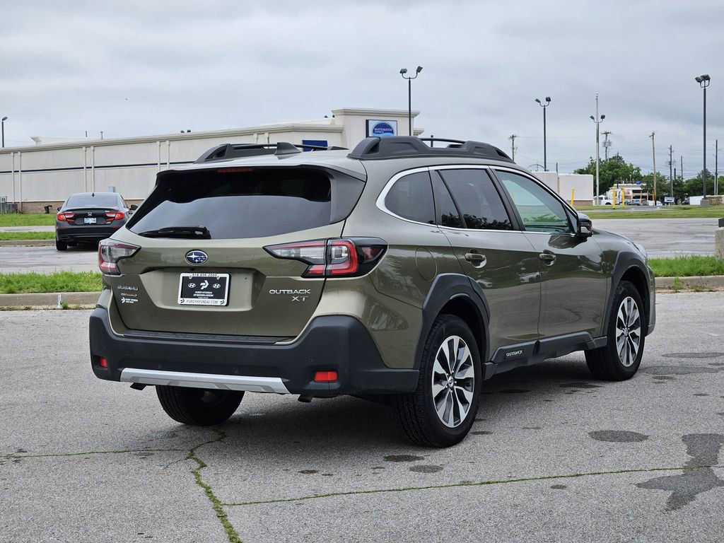 Used 2024 Subaru Outback Limited XT AWD/4WD image 4