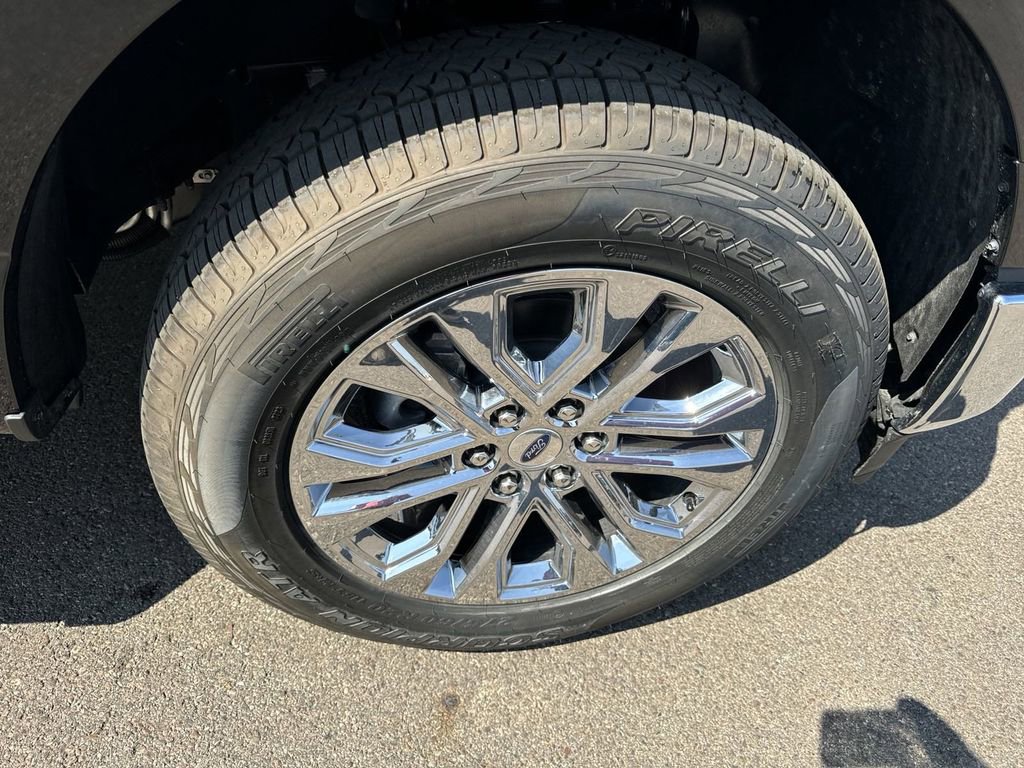 New 2024 Ford F150 XLT w/ Equipment Group 302A MID image 11