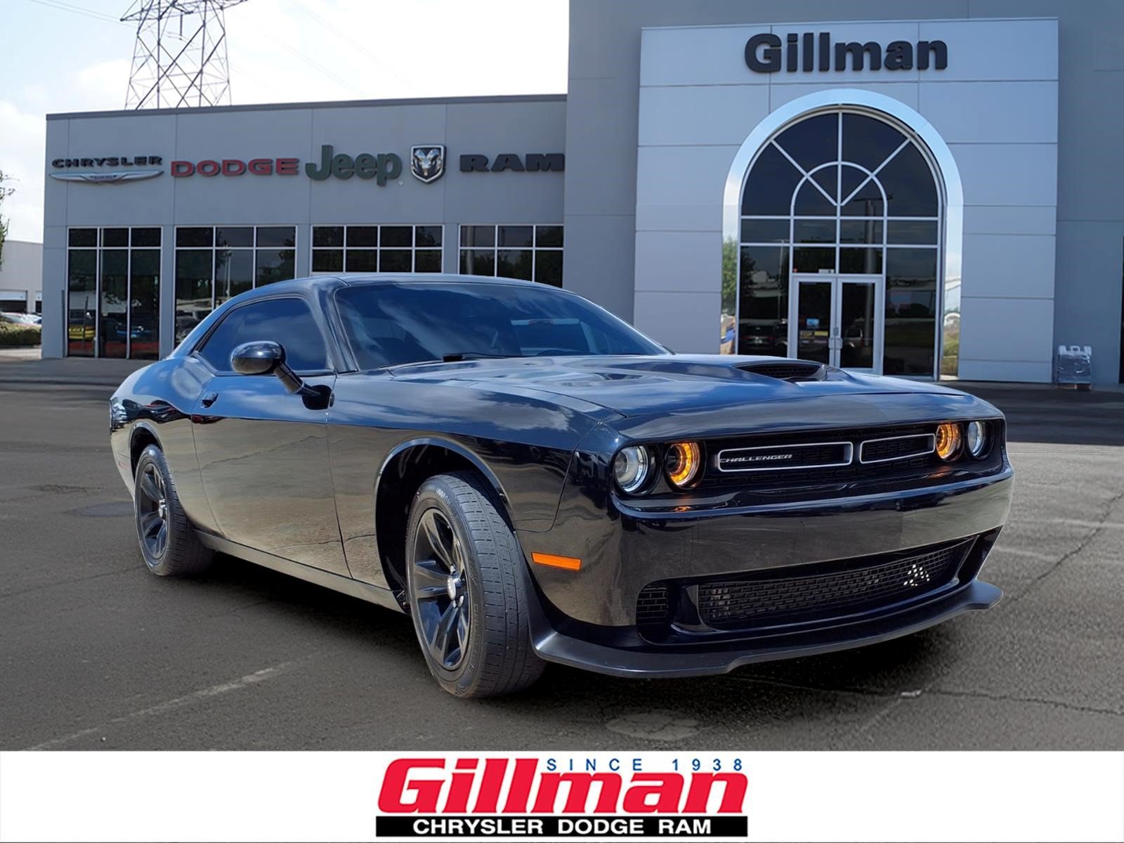 Used 2022 Dodge Challenger SXT RWD video 1
