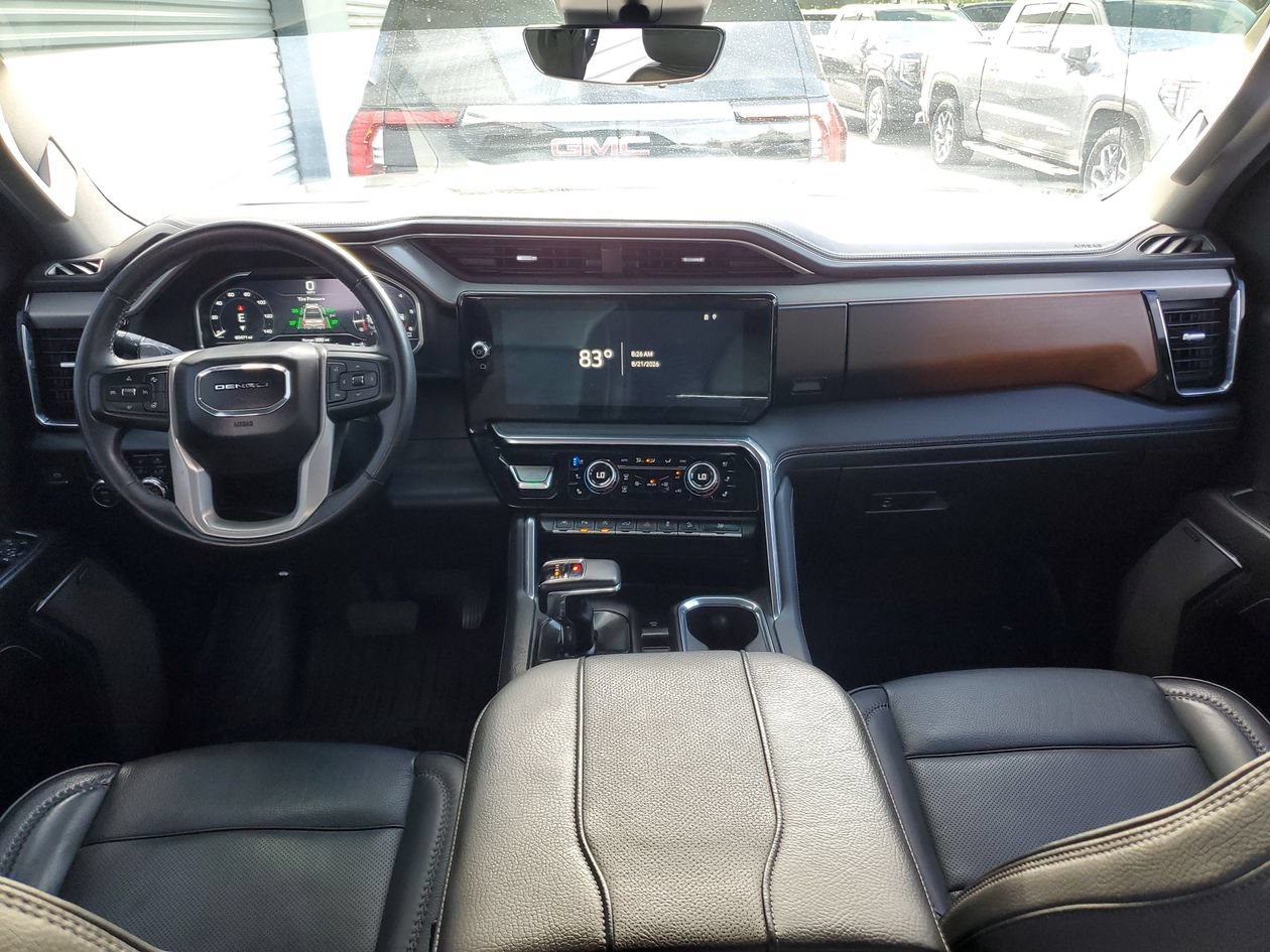Used 2023 GMC Sierra 1500 Denali w/ Denali Reserve Package AWD/4WD image 12