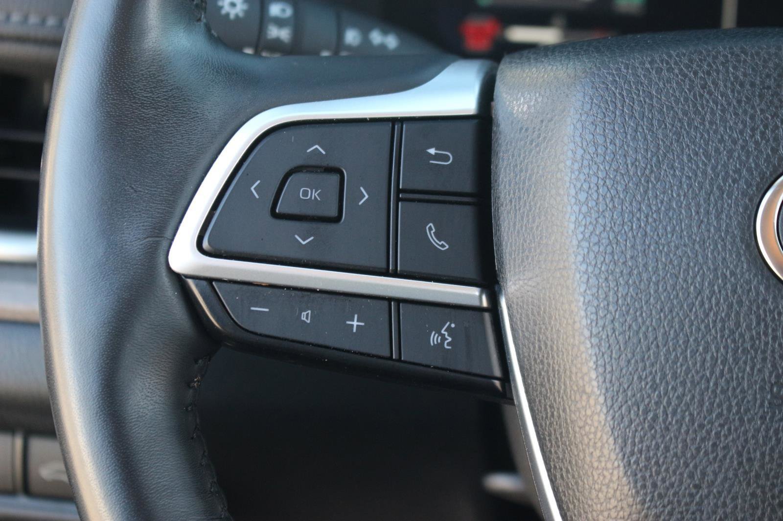 Used 2024 Toyota Grand Highlander Limited image 20