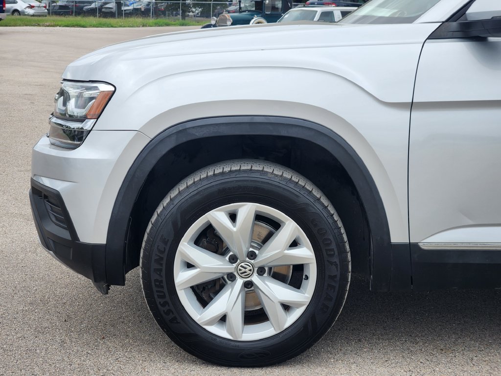 Used 2018 Volkswagen Atlas S FWD image 6
