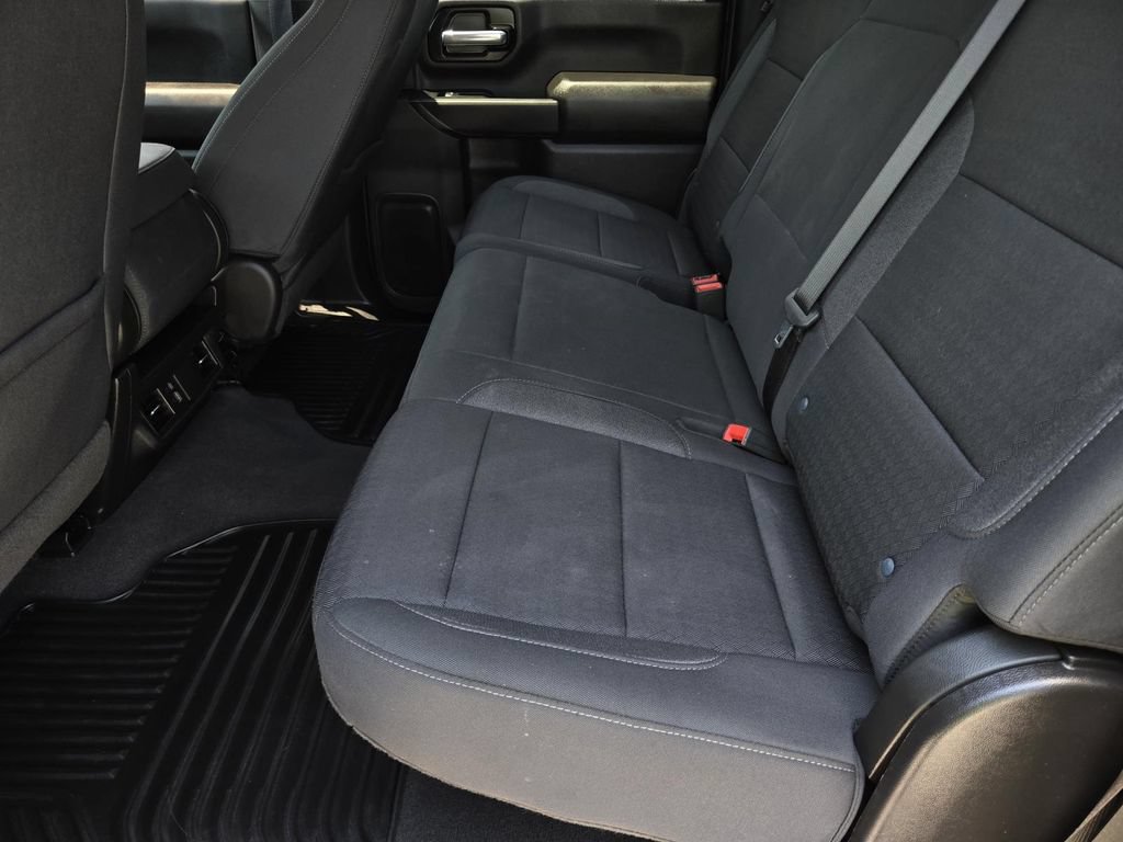 Used 2025 Chevrolet Silverado 2500 Custom w/ Custom Value Package AWD/4WD image 11