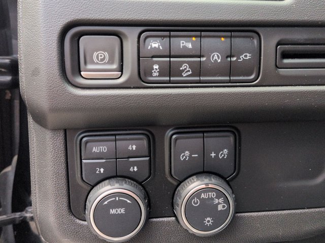 Used 2022 Chevrolet Suburban Z71 AWD/4WD image 17