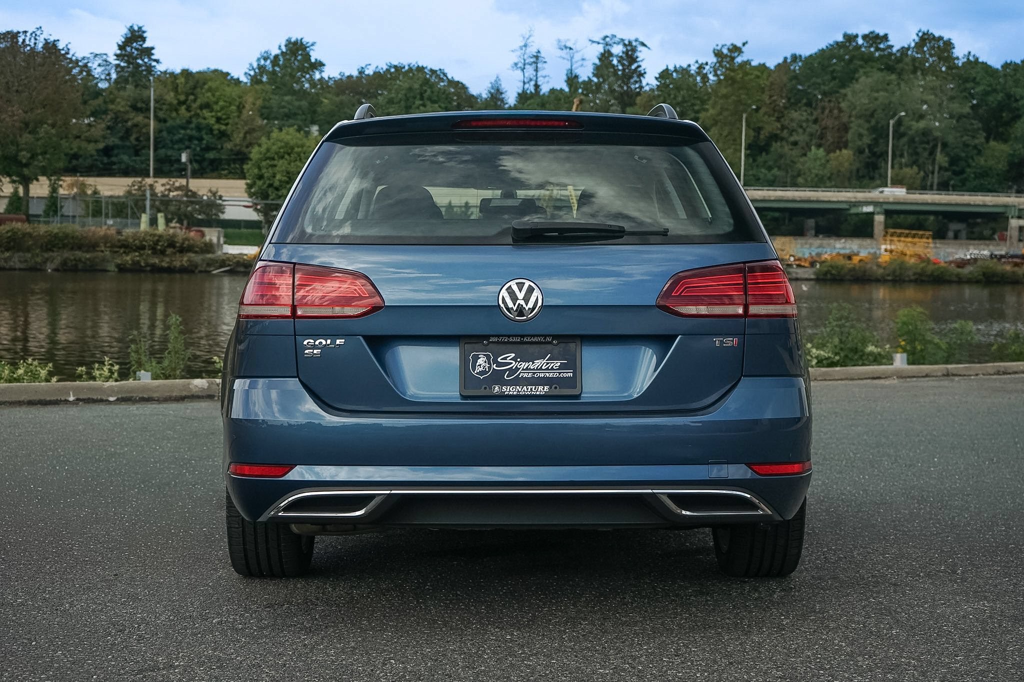 Used 2018 Volkswagen Golf SE FWD image 38