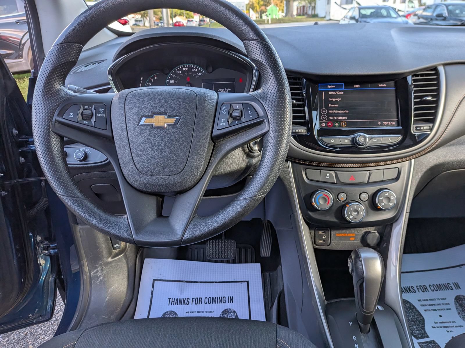 Used 2020 Chevrolet Trax LT FWD image 37
