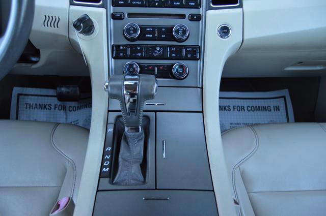 Used 2011 Ford Taurus SEL w/ 201A Rapid Spec Order Code image 23