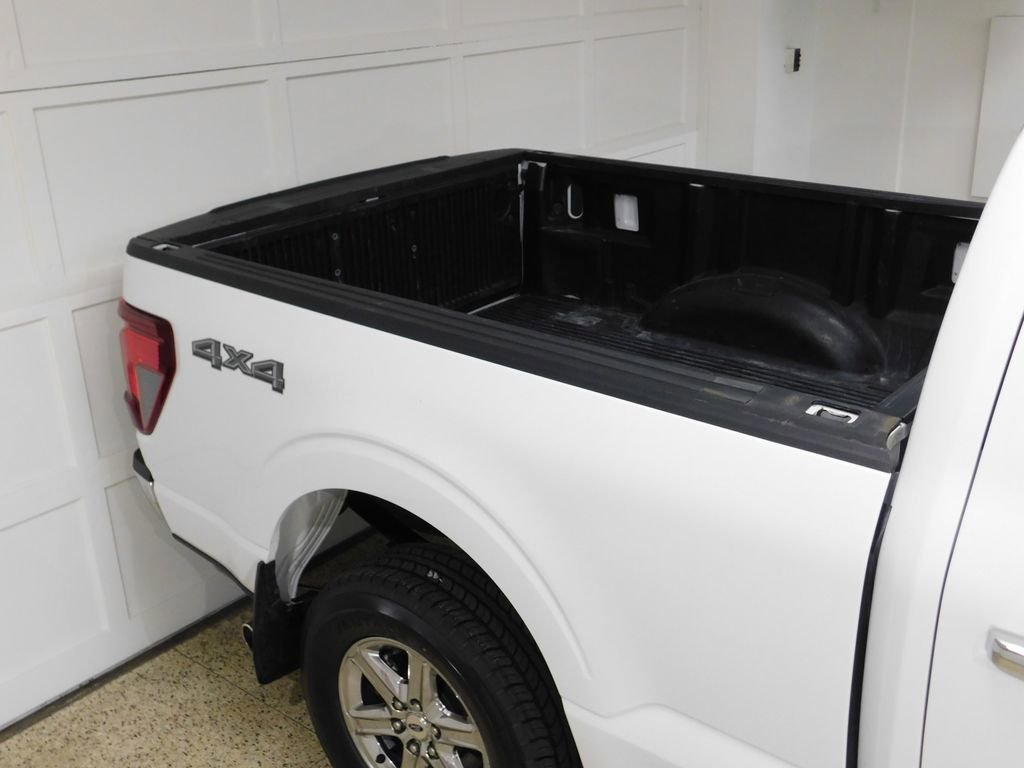 Used 2024 Ford F150 XLT AWD/4WD image 9