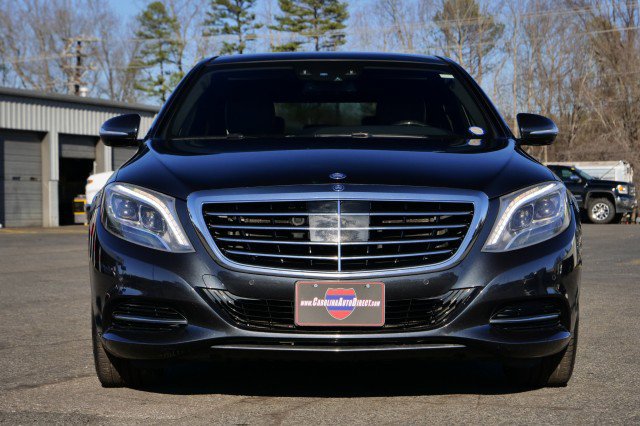 Used 2017 Mercedes-Benz S 550 4MATIC Sedan image 5