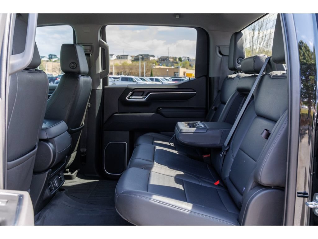Used 2022 GMC Sierra 1500 SLT AWD/4WD image 13