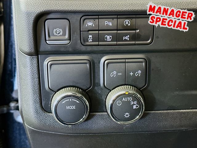 Used 2025 Chevrolet Tahoe LT RWD image 11