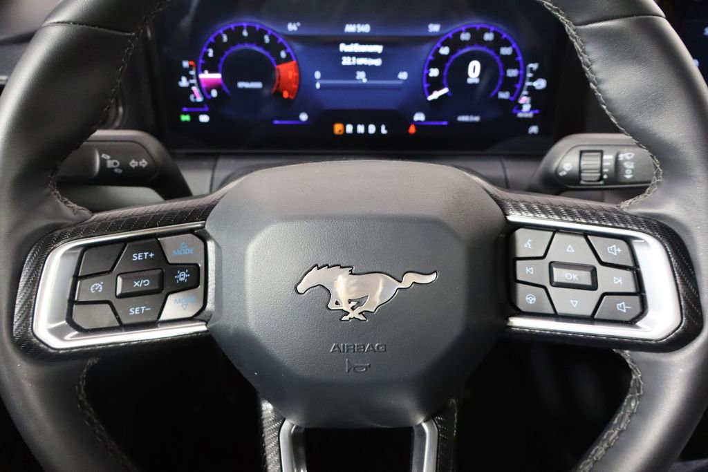 Used 2025 Ford Mustang Coupe image 22