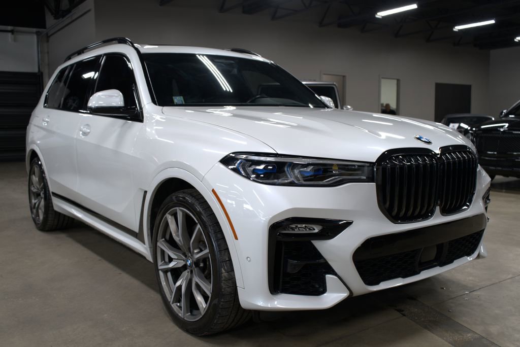 Used 2022 BMW X7 M50i AWD/4WD image 7
