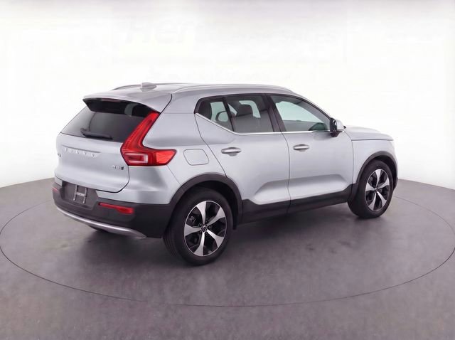 Certified 2023 Volvo XC40 B5 Plus w/ Protection Package Premier AWD/4WD image 42