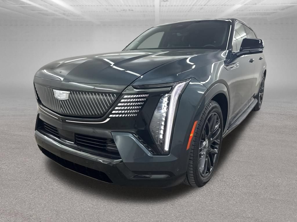 Certified 2025 Cadillac Escalade IQ Sport 2 w/ LPO, ONYX Package AWD/4WD image 5