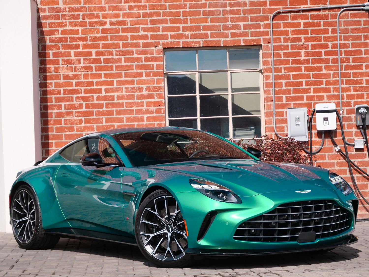 New 2026 Aston Martin V8 Vantage S RWD image 1