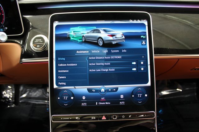 Used 2022 Mercedes-Benz S 500 4MATIC w/ 3D Technology Package image 26