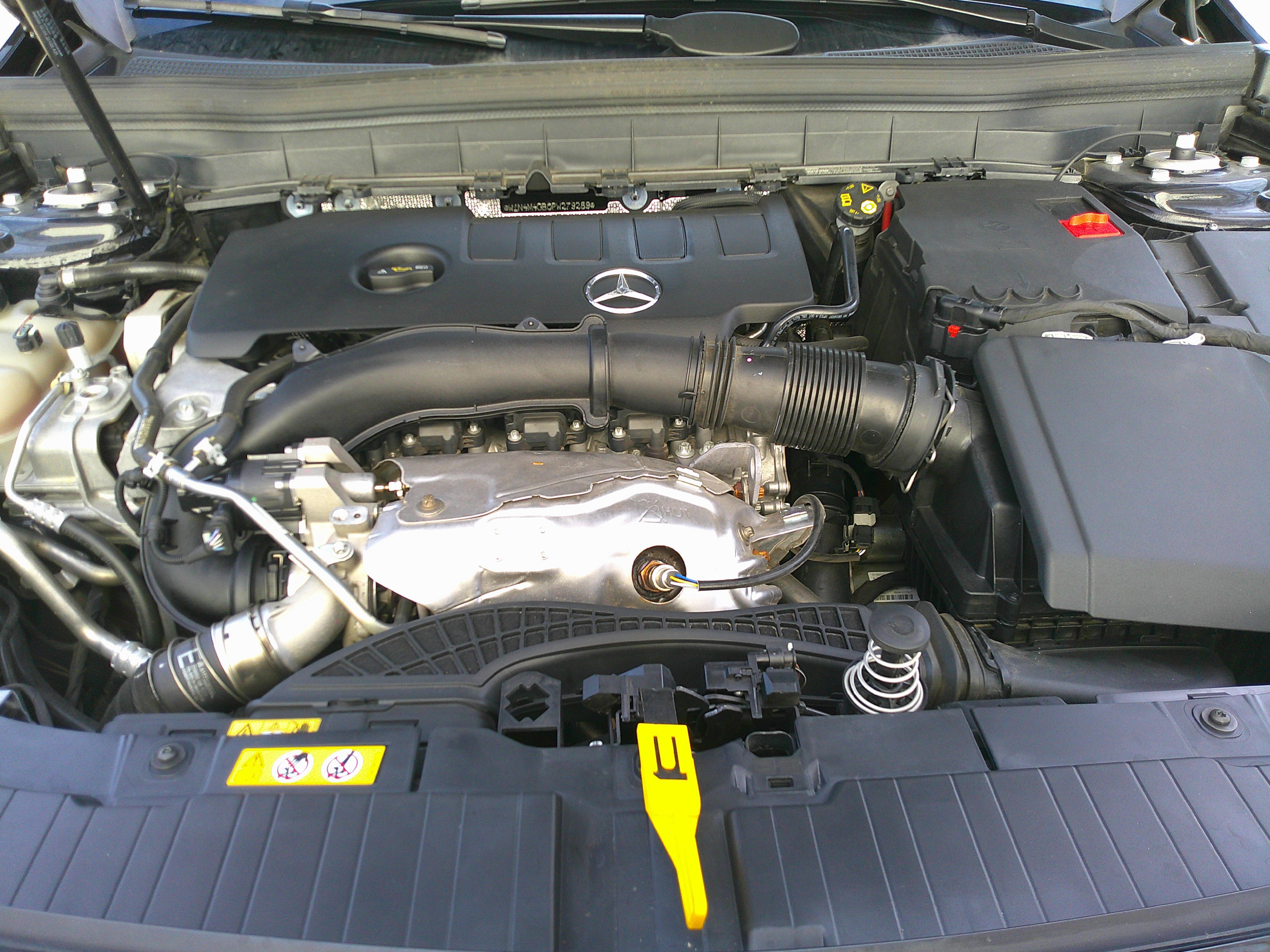 Used 2023 Mercedes-Benz GLB 250 image 34