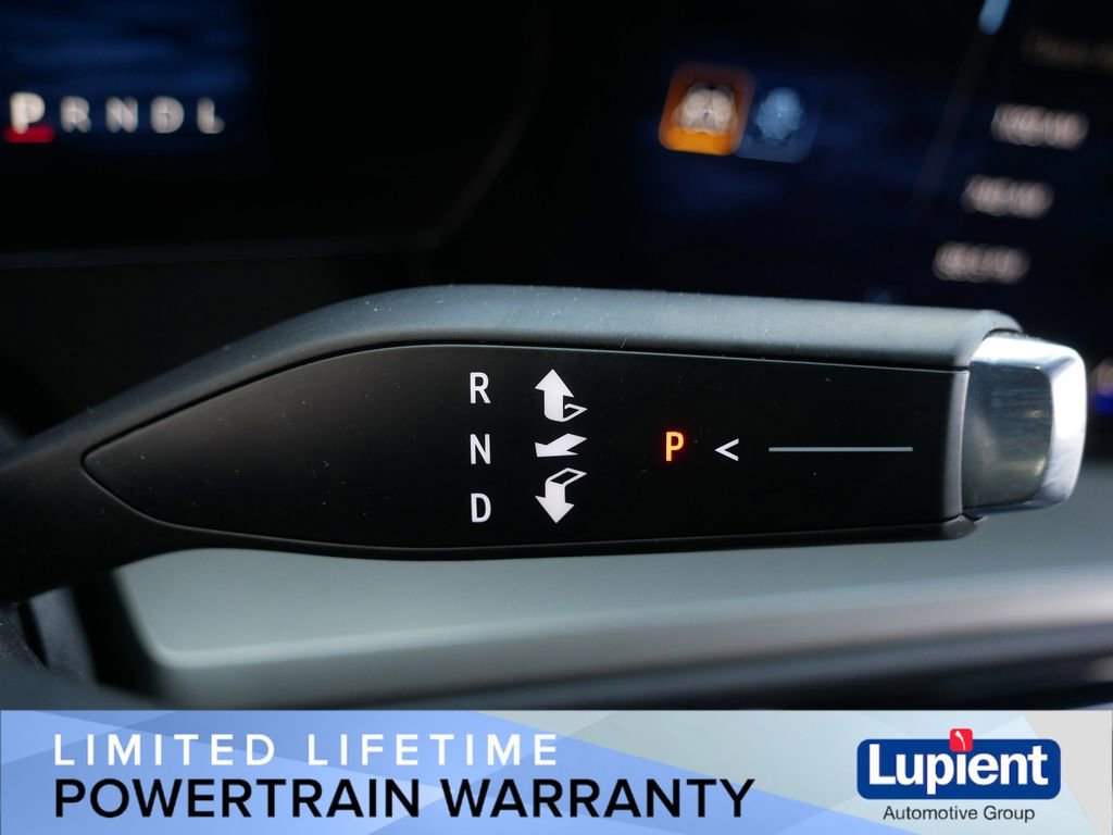 Used 2024 Chevrolet Traverse LS AWD/4WD image 21