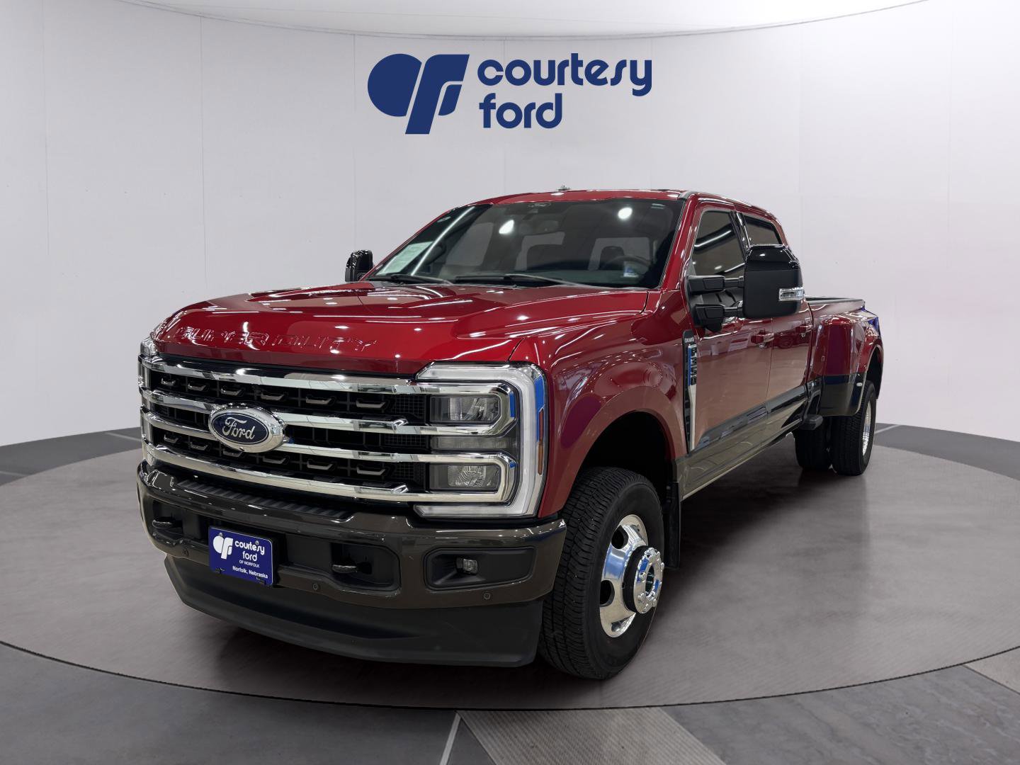 Certified 2024 Ford F350 King Ranch AWD/4WD image 3