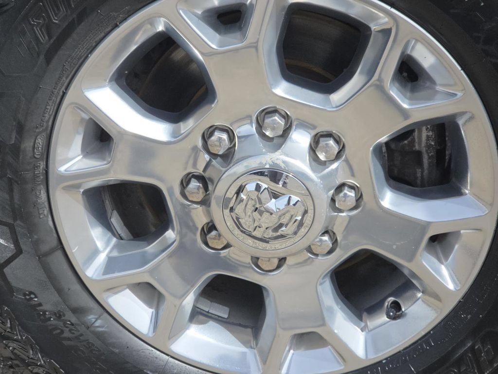 Used 2024 RAM 2500 Laramie AWD/4WD image 9