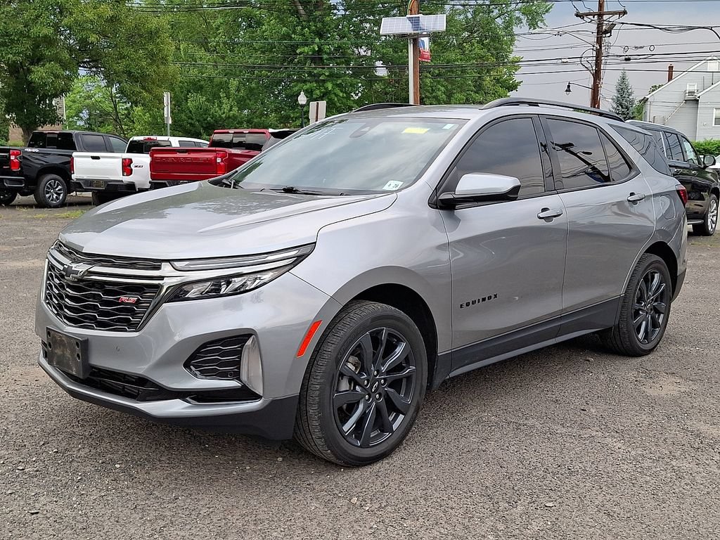 Used 2023 Chevrolet Equinox RS AWD/4WD image 3