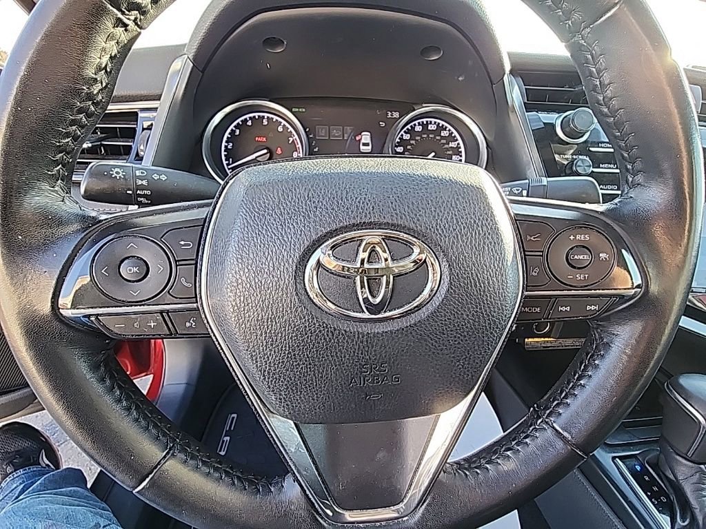 Used 2019 Toyota Camry XLE image 15