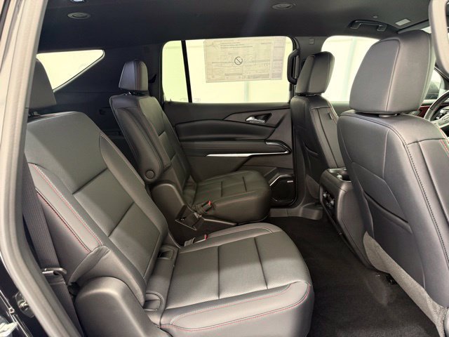 New 2026 Chevrolet Traverse Z71 w/ Enhanced Driving Package AWD/4WD image 32