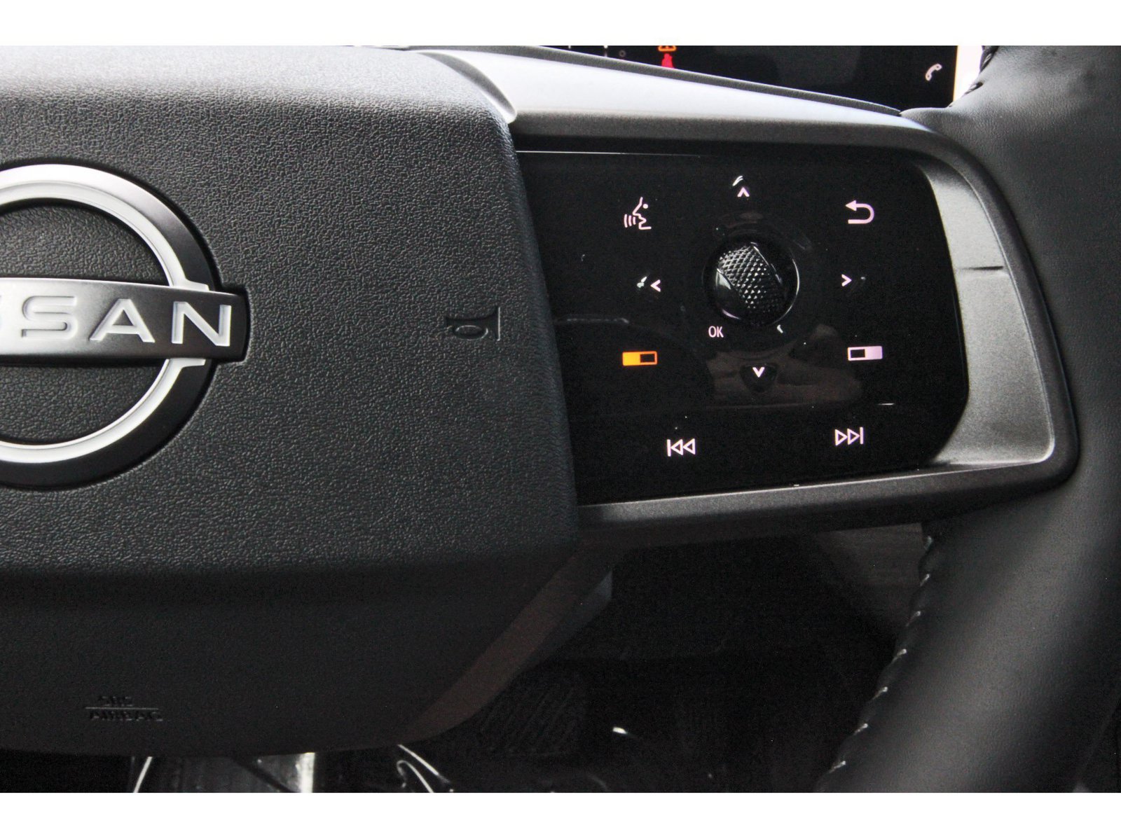 Certified 2025 Nissan Murano SL w/ Cargo Package AWD/4WD image 22