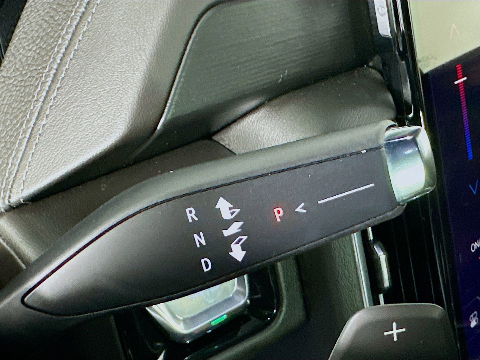 Used 2025 GMC Yukon Denali image 18