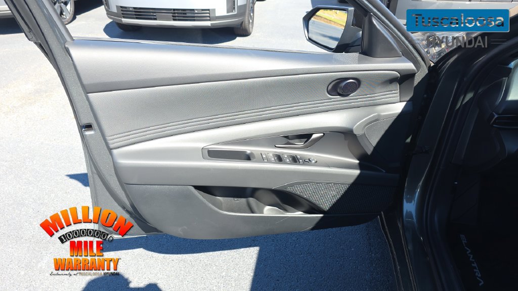 New 2026 Hyundai Elantra SEL Sport FWD image 12