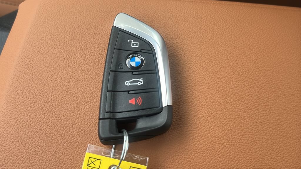 New 2026 BMW 230i xDrive Coupe w/ Convenience Package AWD/4WD image 24