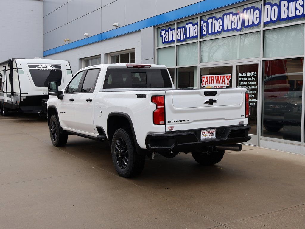 New 2026 Chevrolet Silverado 3500 LT w/ Trail Boss Package image 9