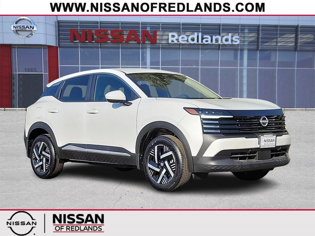New 2025 Nissan Kicks SV