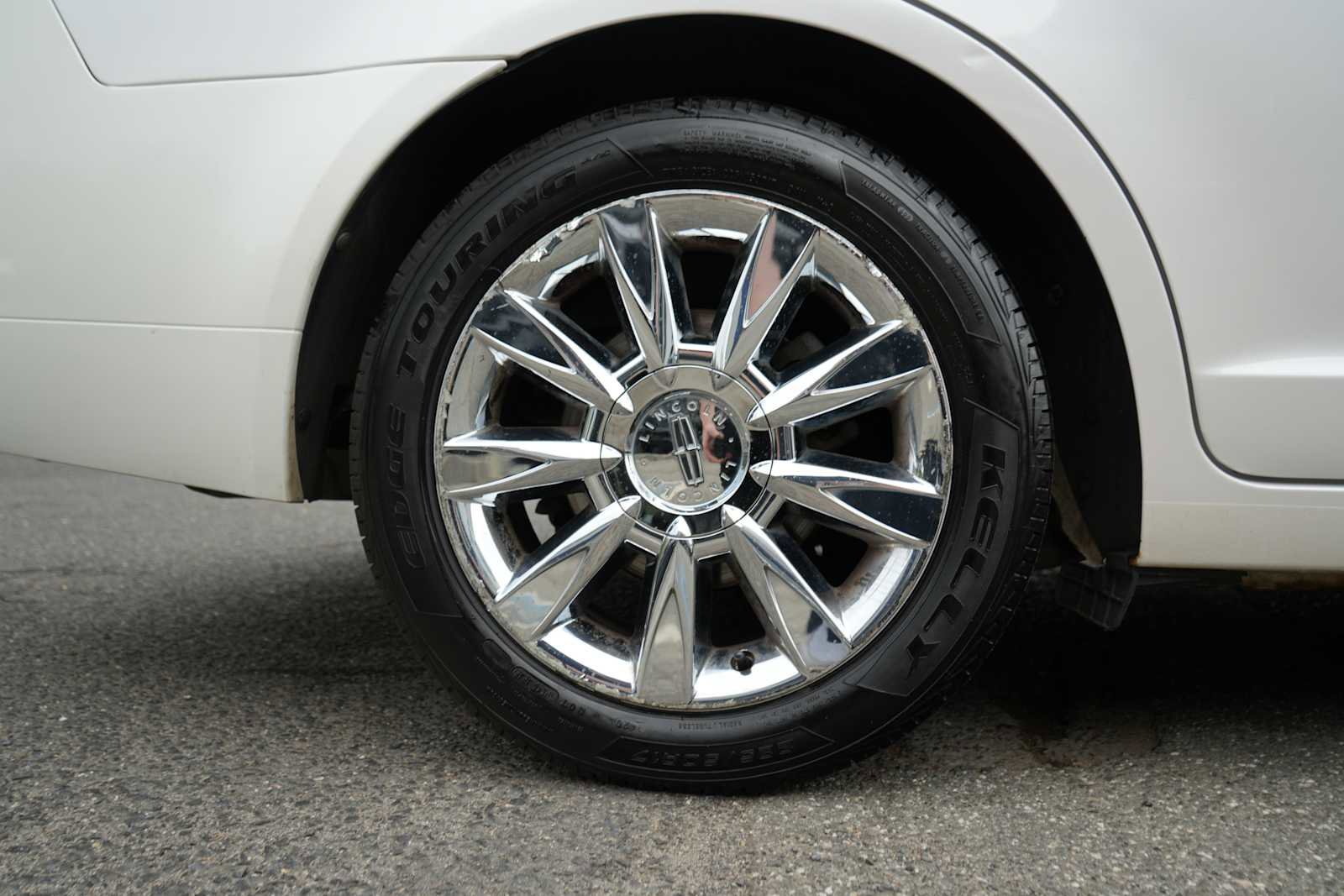 Used 2011 Lincoln MKZ AWD image 10