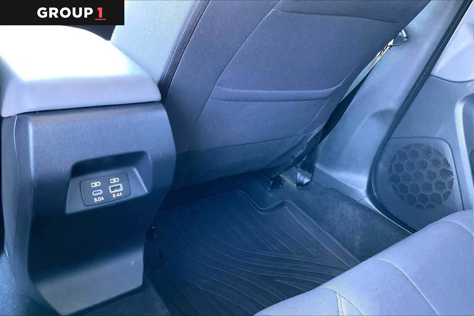 Used 2025 Subaru Crosstrek 2.0i Premium image 31