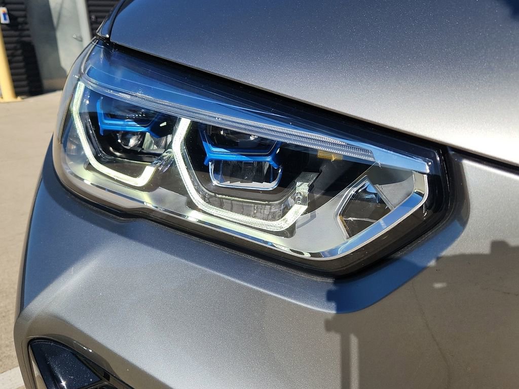 Used 2021 BMW X5 M w/ Competition Package image 8