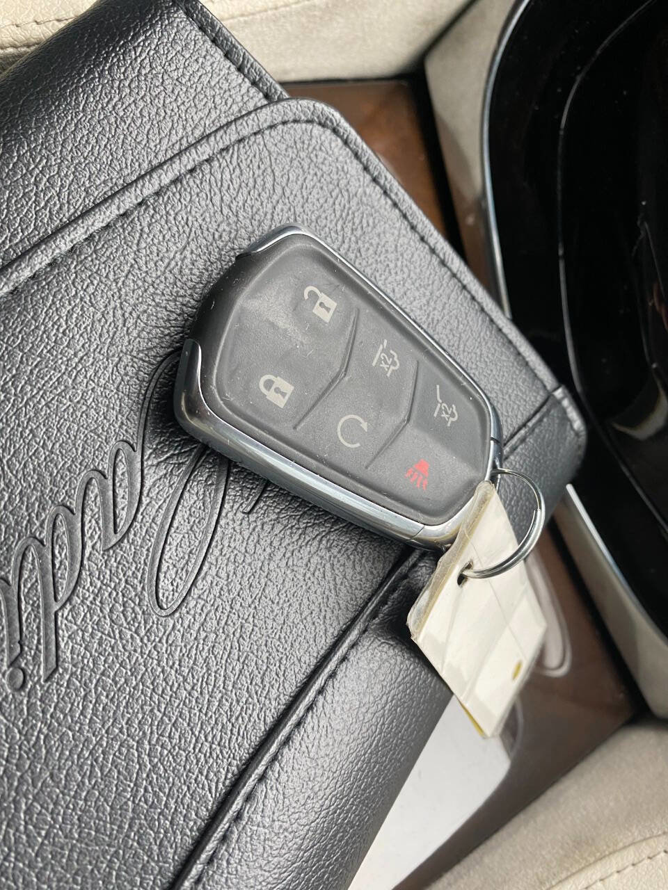 Used 2017 Cadillac Escalade ESV 2WD image 22