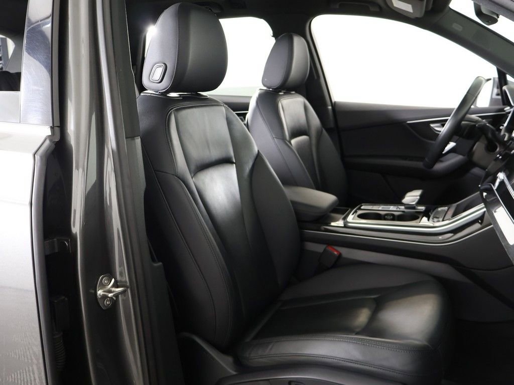 Used 2020 Audi Q7 3.0T Premium Plus w/ Premium Plus Package image 37
