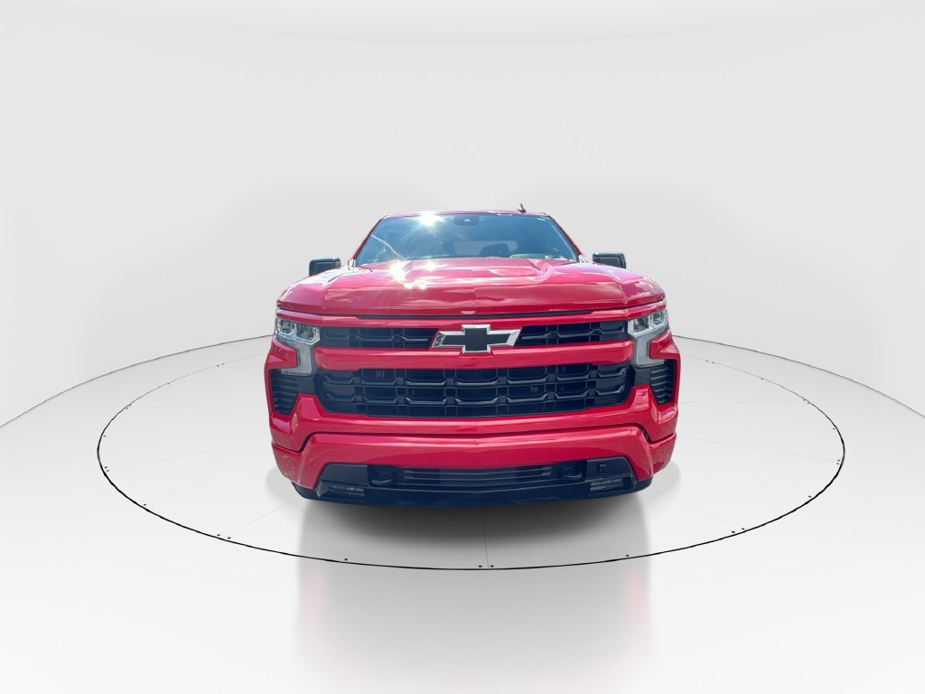 Used 2023 Chevrolet Silverado 1500 RST AWD/4WD image 3