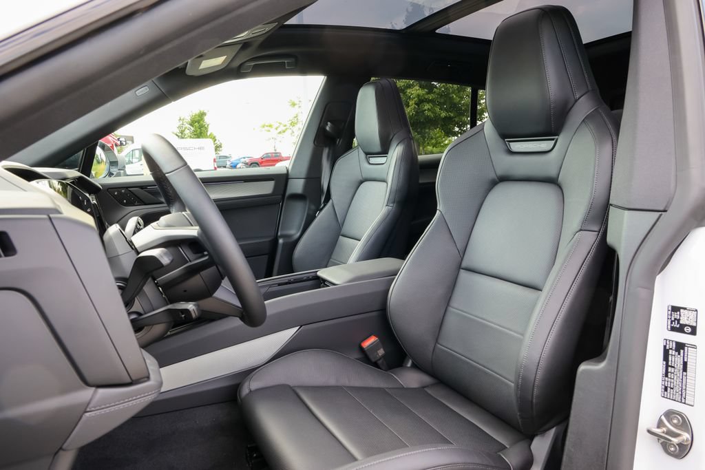 New 2026 Porsche Cayenne Electric AWD/4WD image 5