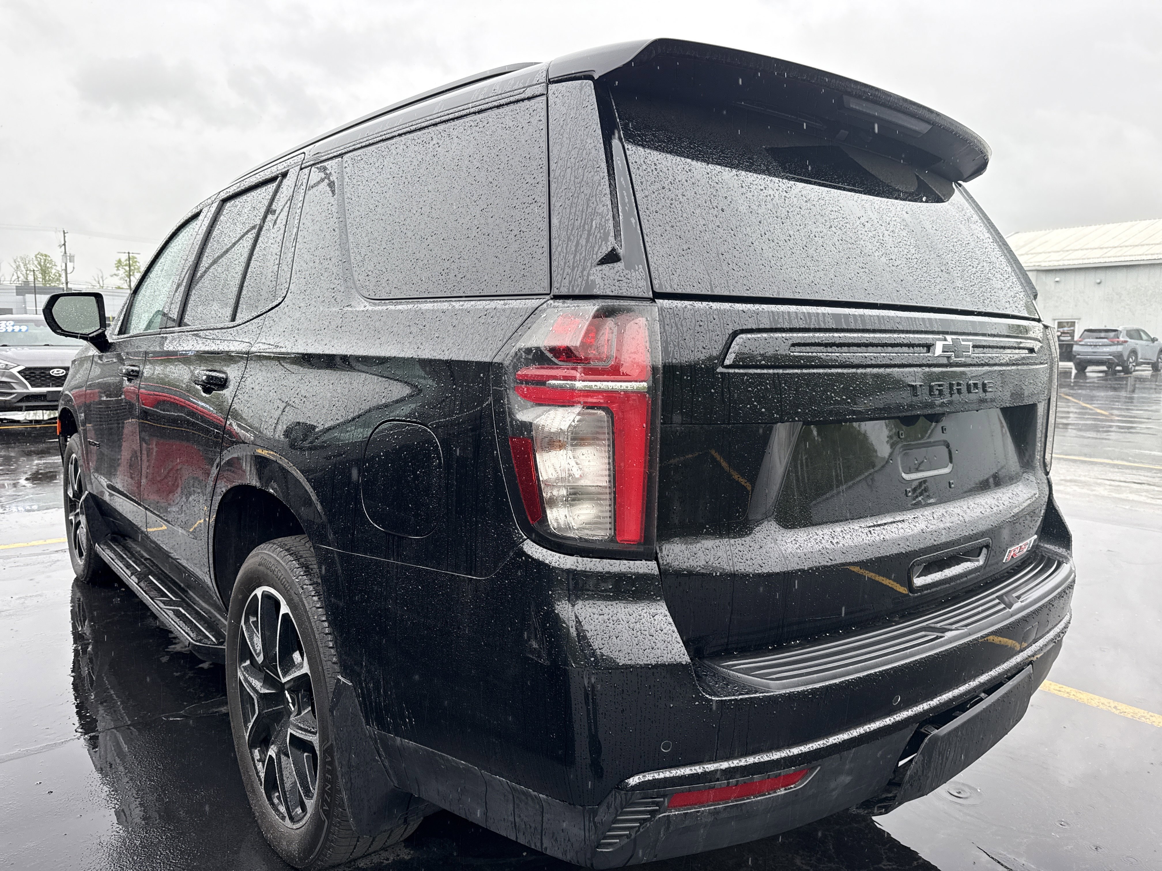 Used 2023 Chevrolet Tahoe RST AWD/4WD image 3