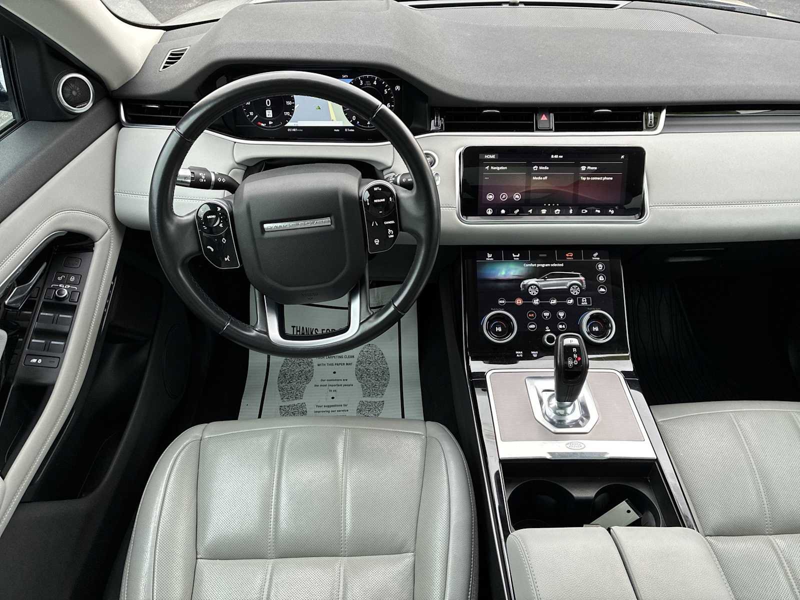 Used 2020 Land Rover Range Rover Evoque SE image 10