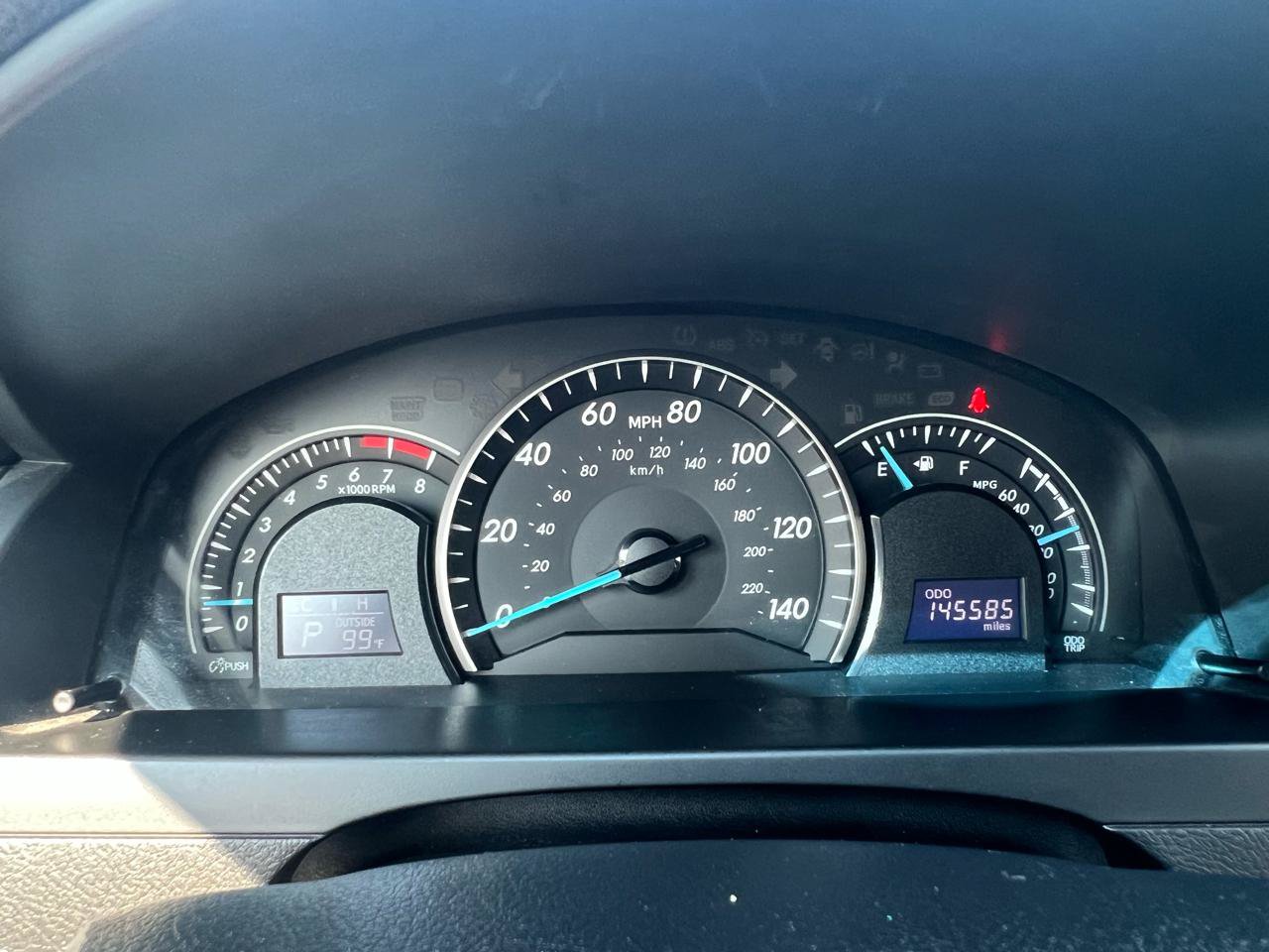 Used 2012 Toyota Camry LE FWD image 14