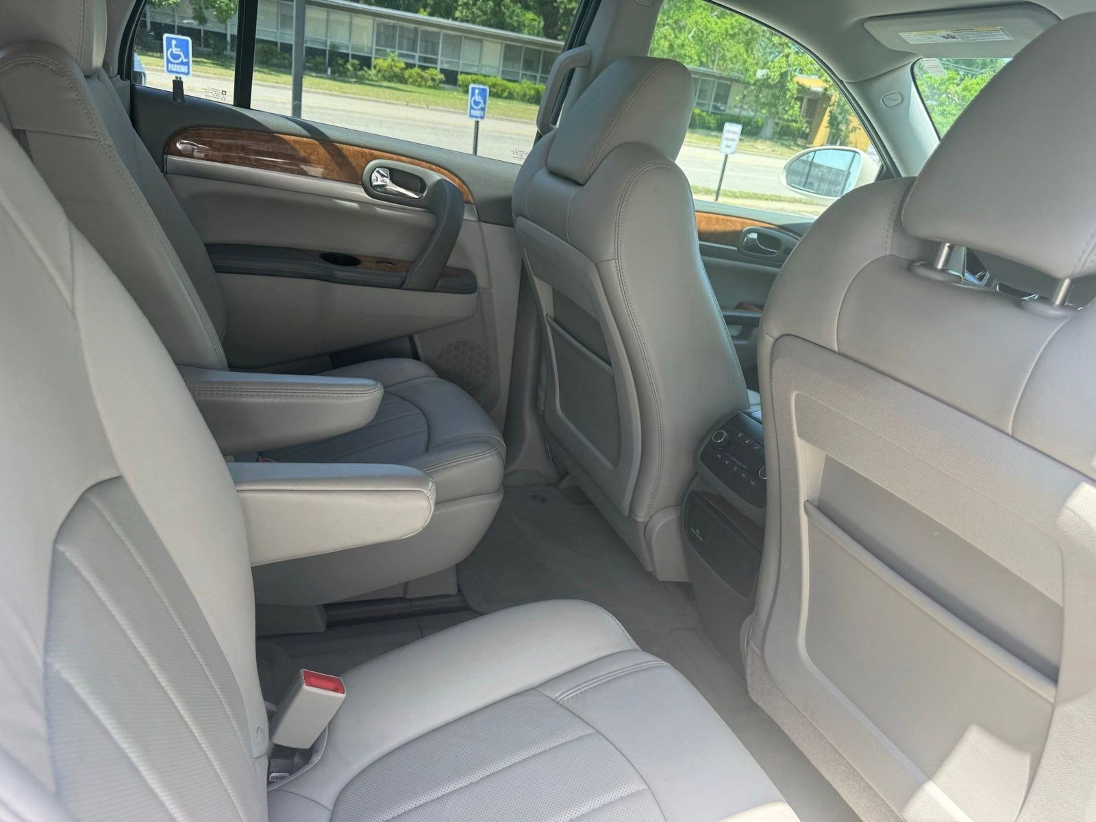 Used 2012 Buick Enclave Leather w/ Trailering Provision Package FWD image 22