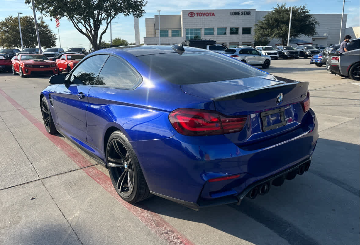 Used 2020 BMW M4 Coupe RWD image 4