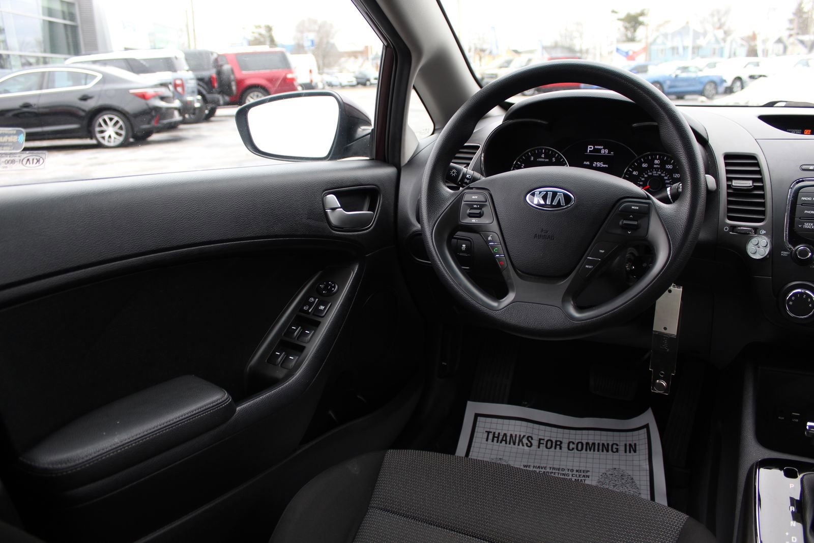 Used 2017 Kia Forte LX image 9